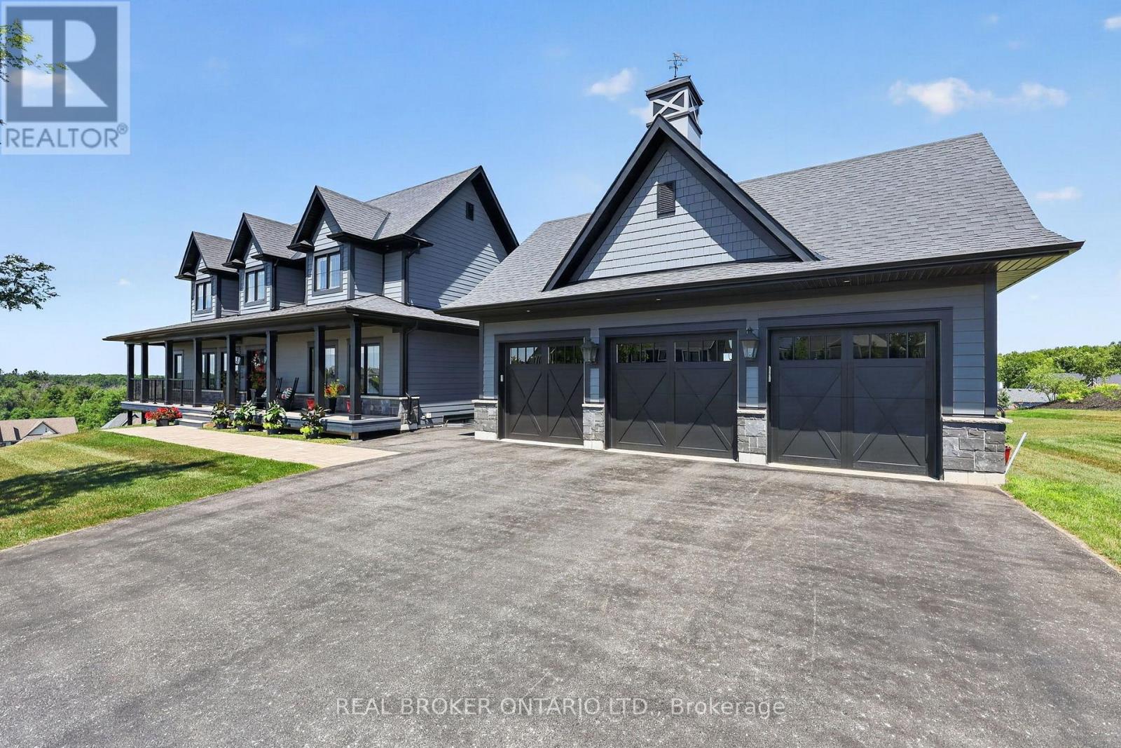 29 Thoroughbred Drive, Oro-Medonte, Ontario  L0K 1E0 - Photo 1 - S13761016