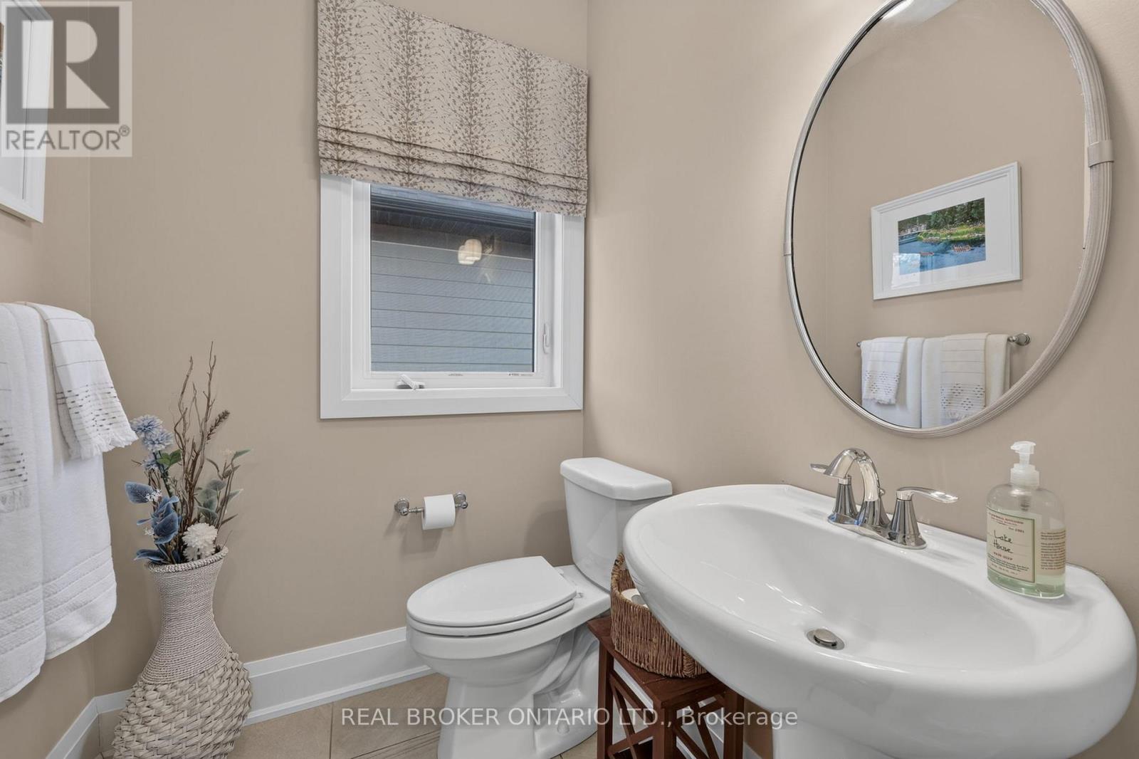 29 Thoroughbred Drive, Oro-Medonte, Ontario  L0K 1E0 - Photo 17 - S13761016