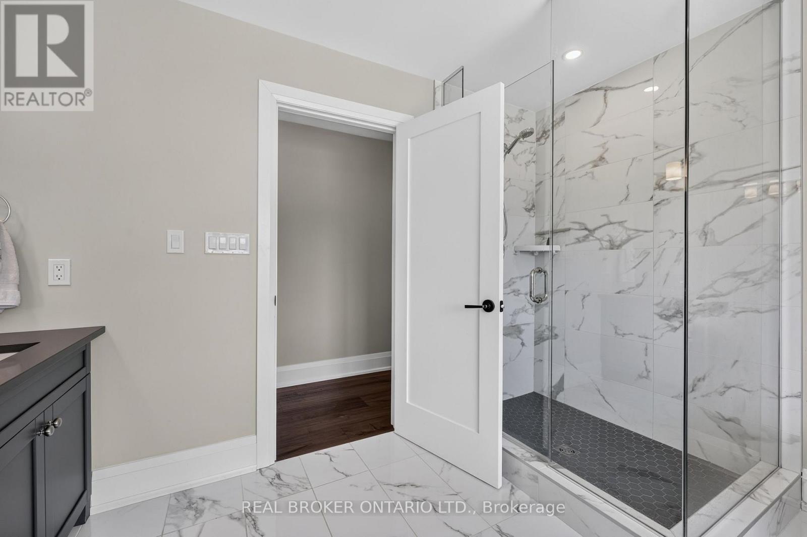 29 Thoroughbred Drive, Oro-Medonte, Ontario  L0K 1E0 - Photo 24 - S13761016