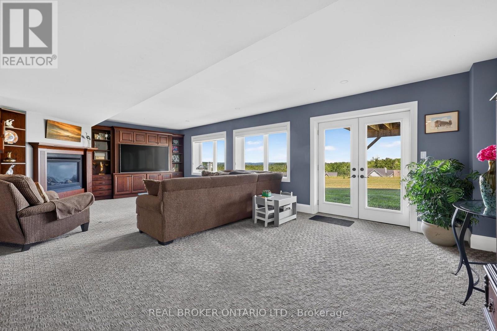 29 Thoroughbred Drive, Oro-Medonte, Ontario  L0K 1E0 - Photo 27 - S13761016