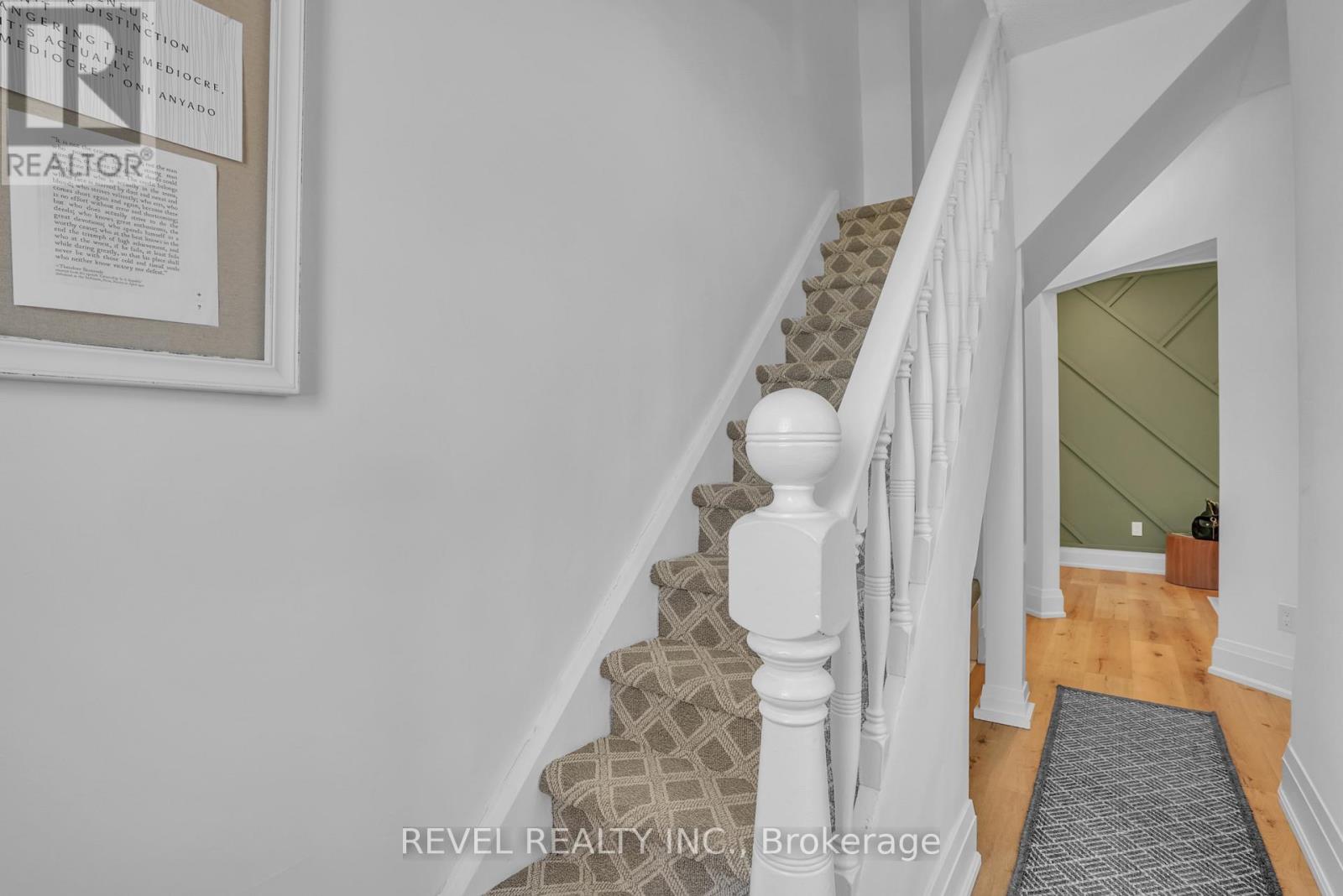 27 Victoria Street, Barrie (City Centre), Ontario  L4N 2H5 - Photo 5 - S13761018