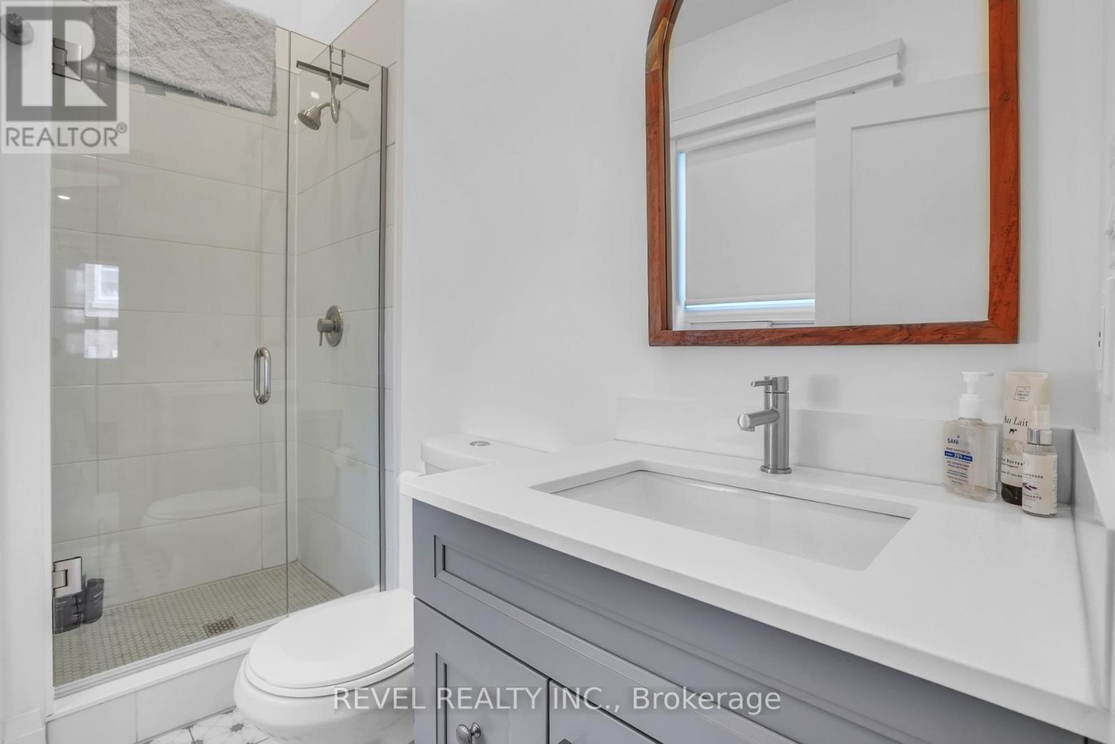 27 Victoria Street, Barrie (City Centre), Ontario  L4N 2H5 - Photo 9 - S13761018