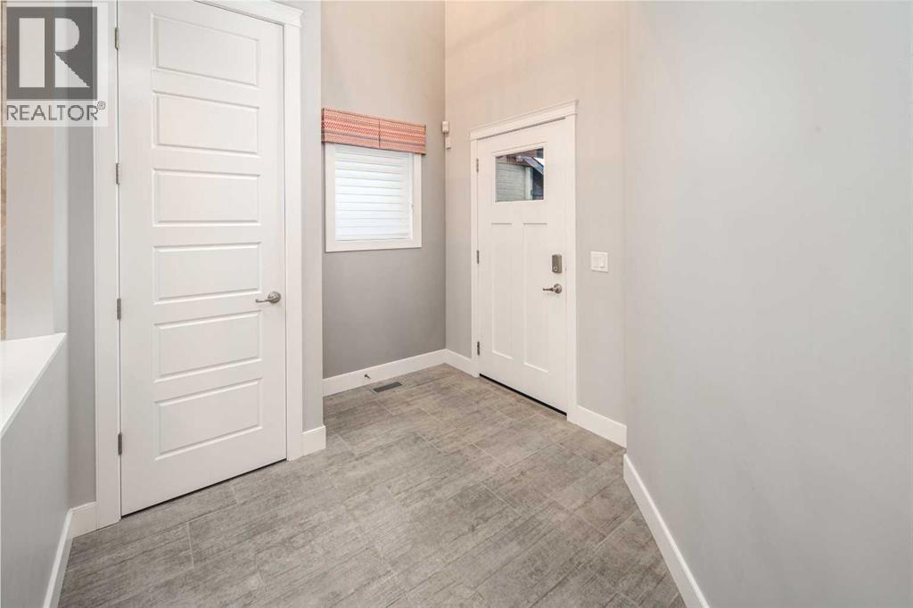 282 Masters Avenue SE, Calgary, Alberta  T3M 2C1 - Photo 7 - A2343207