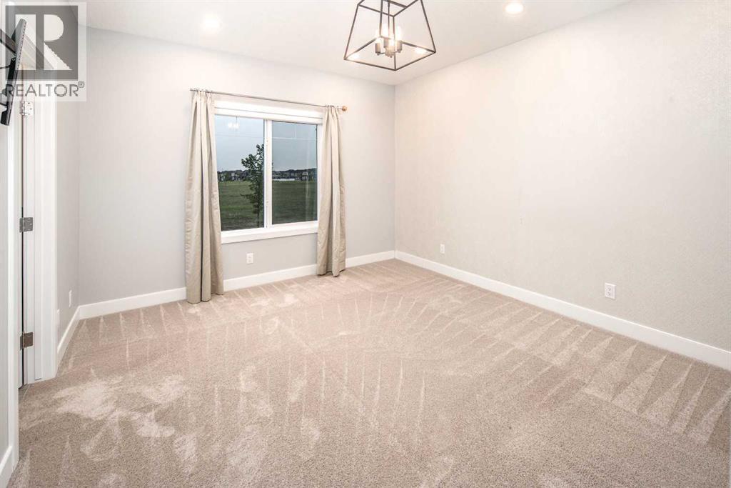 282 Masters Avenue SE, Calgary, Alberta  T3M 2C1 - Photo 37 - A2343207