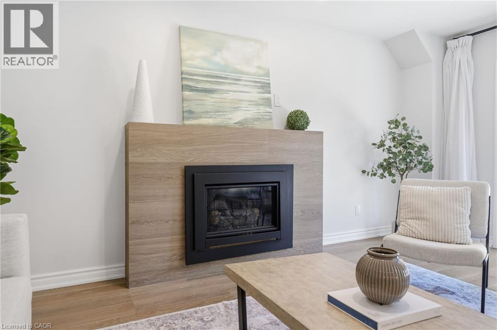 551 Deerhurst Drive, Burlington, Ontario L7L 5V9 - Photo 12 - 40857565