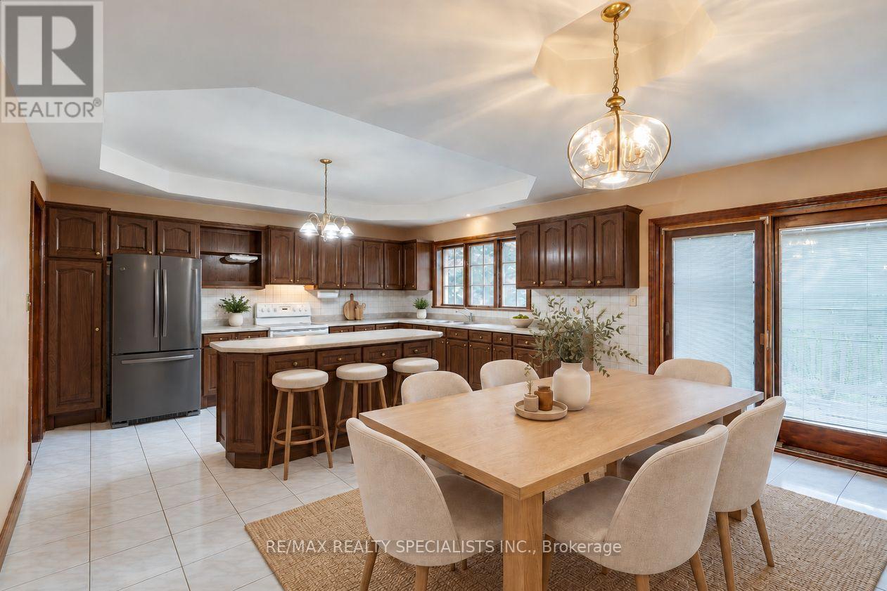 11 Prince Andrew Drive, Caledon, Ontario  L7C 1G2 - Photo 16 - W13747140
