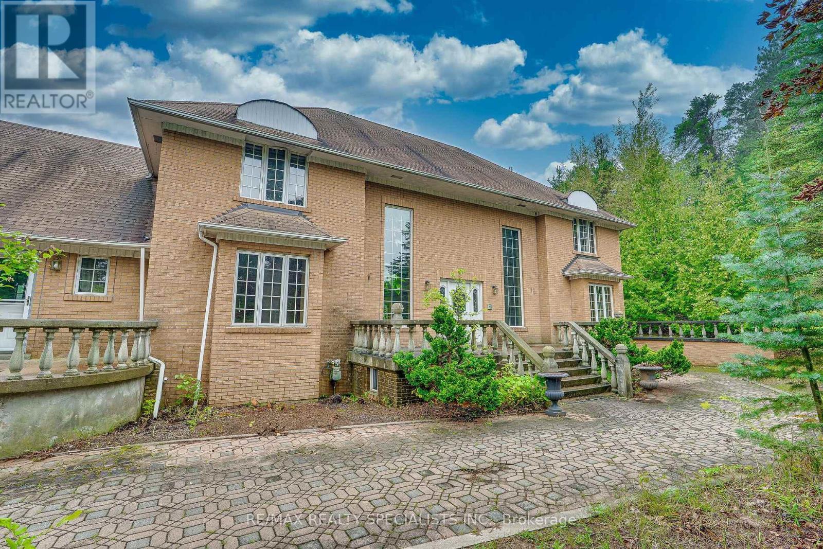 11 Prince Andrew Drive, Caledon, Ontario  L7C 1G2 - Photo 2 - W13747140