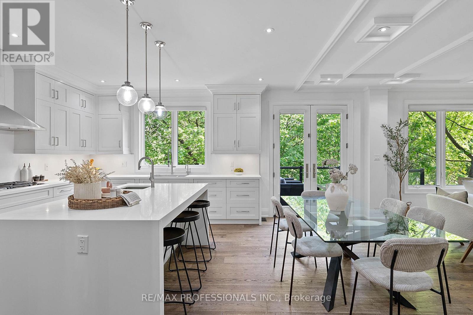 146 Thompson Avenue, Toronto, Ontario  M8Z 3V2 - Photo 4 - W13760844