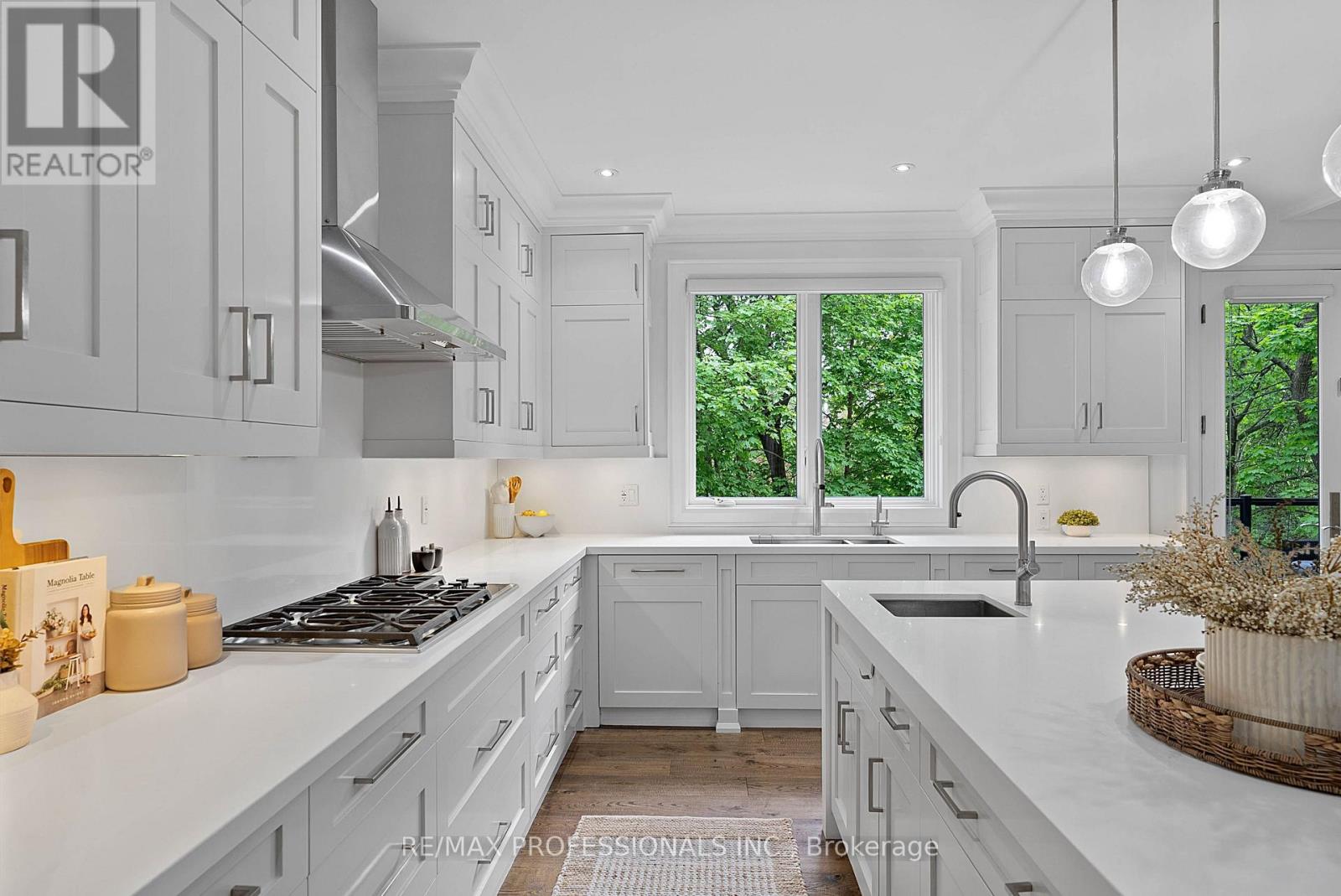146 Thompson Avenue, Toronto, Ontario  M8Z 3V2 - Photo 7 - W13760844