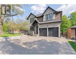 146 THOMPSON AVENUE, Toronto, Ontario