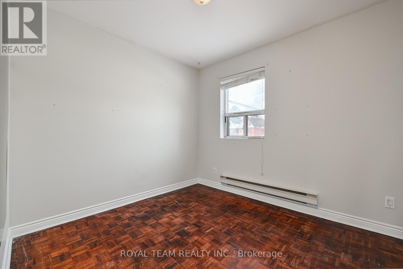 54 Maher Avenue, Toronto, Ontario  M6P 1G6 - Photo 21 - W13760872