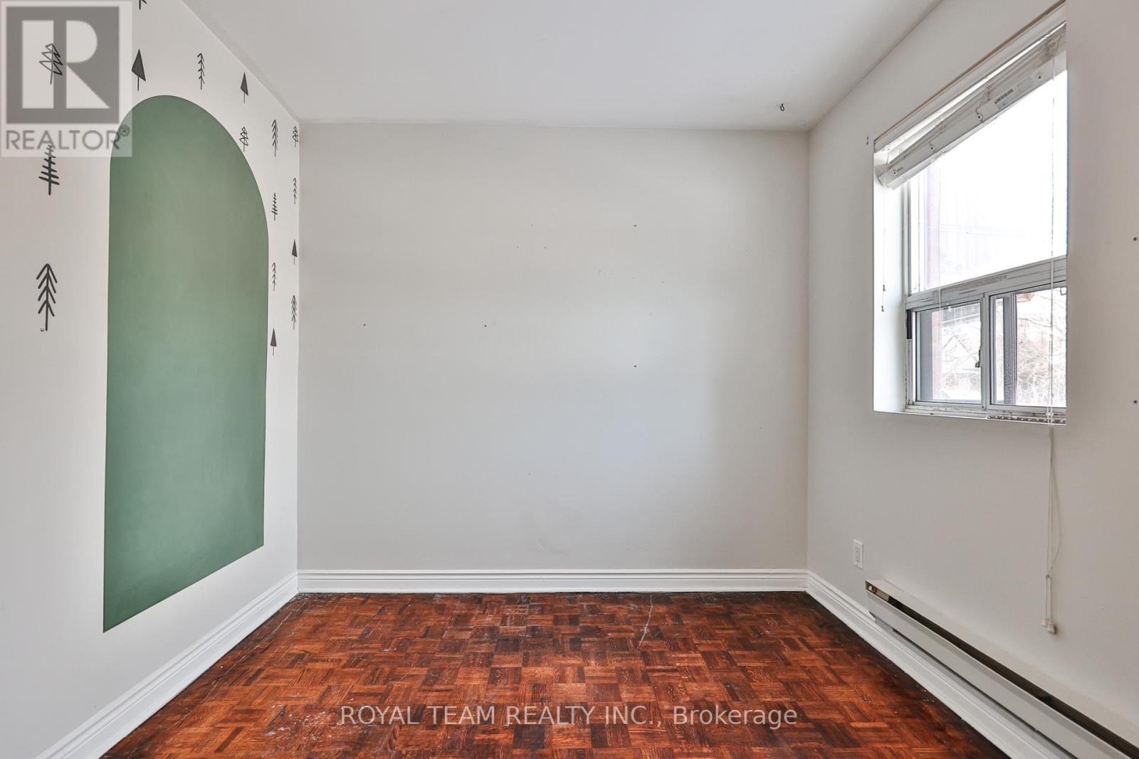 54 Maher Avenue, Toronto, Ontario  M6P 1G6 - Photo 22 - W13760872