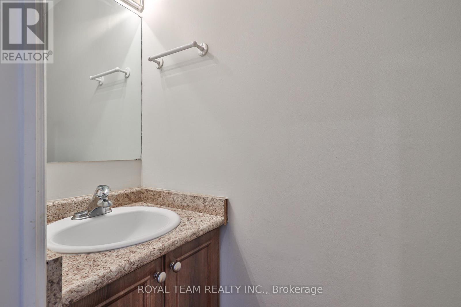 54 Maher Avenue, Toronto, Ontario  M6P 1G6 - Photo 25 - W13760872