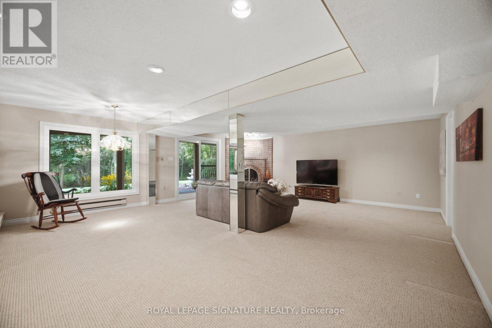 4594 Badminton Drive, Mississauga, Ontario  L5M 3H6 - Photo 32 - W13760876