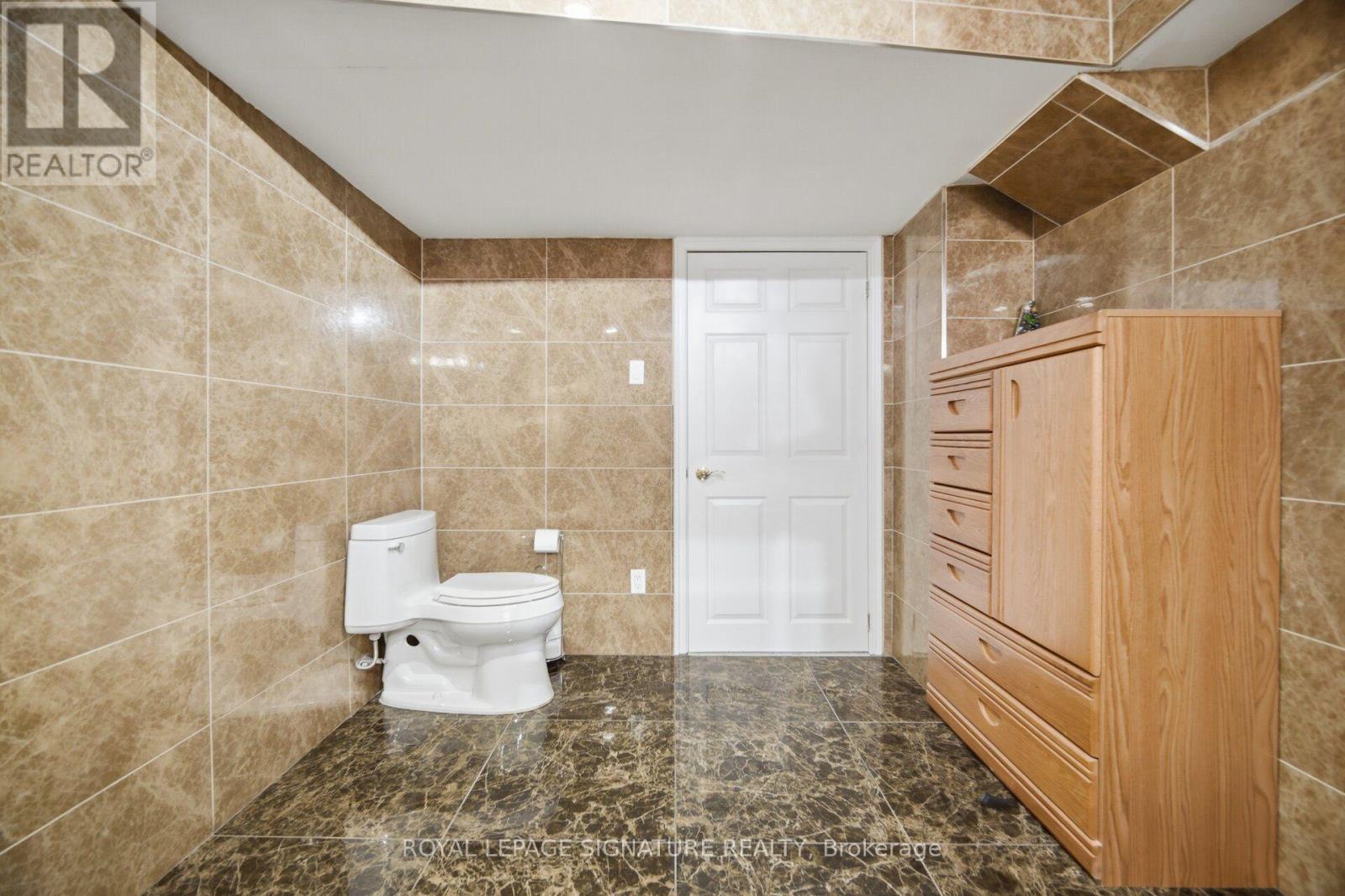 4594 Badminton Drive, Mississauga, Ontario  L5M 3H6 - Photo 39 - W13760876