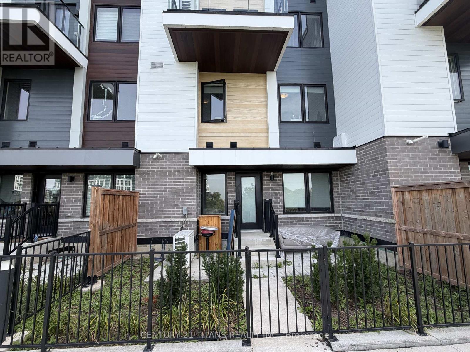 107 - 155 Downsview Park (Upper Bedrooms) Boulevard, Toronto, Ontario  M3K 0E3 - Photo 2 - W13760922