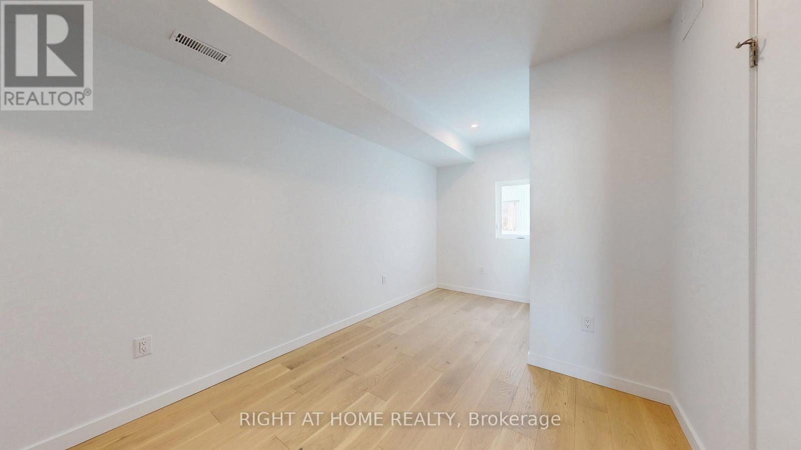 Unit 3 - 3122 Dundas Street W, Toronto, Ontario  M6P 2A1 - Photo 8 - W13760940