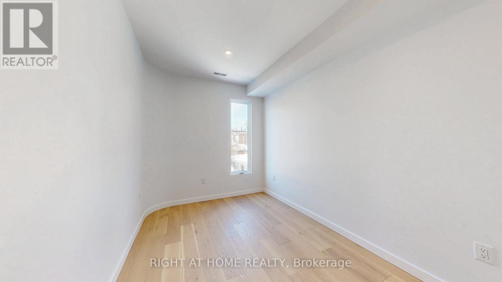 Unit 3 - 3122 Dundas Street W, Toronto, Ontario  M6P 2A1 - Photo 9 - W13760940