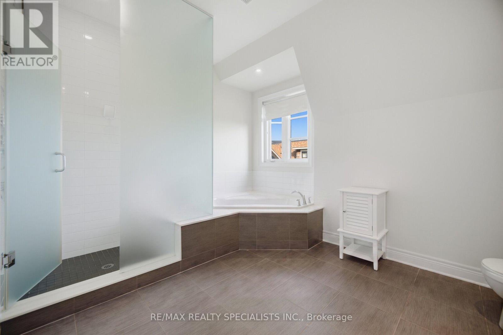 112 - 1812 Burnhamthorpe Road E, Mississauga, Ontario  L4X 0A3 - Photo 42 - W13761010