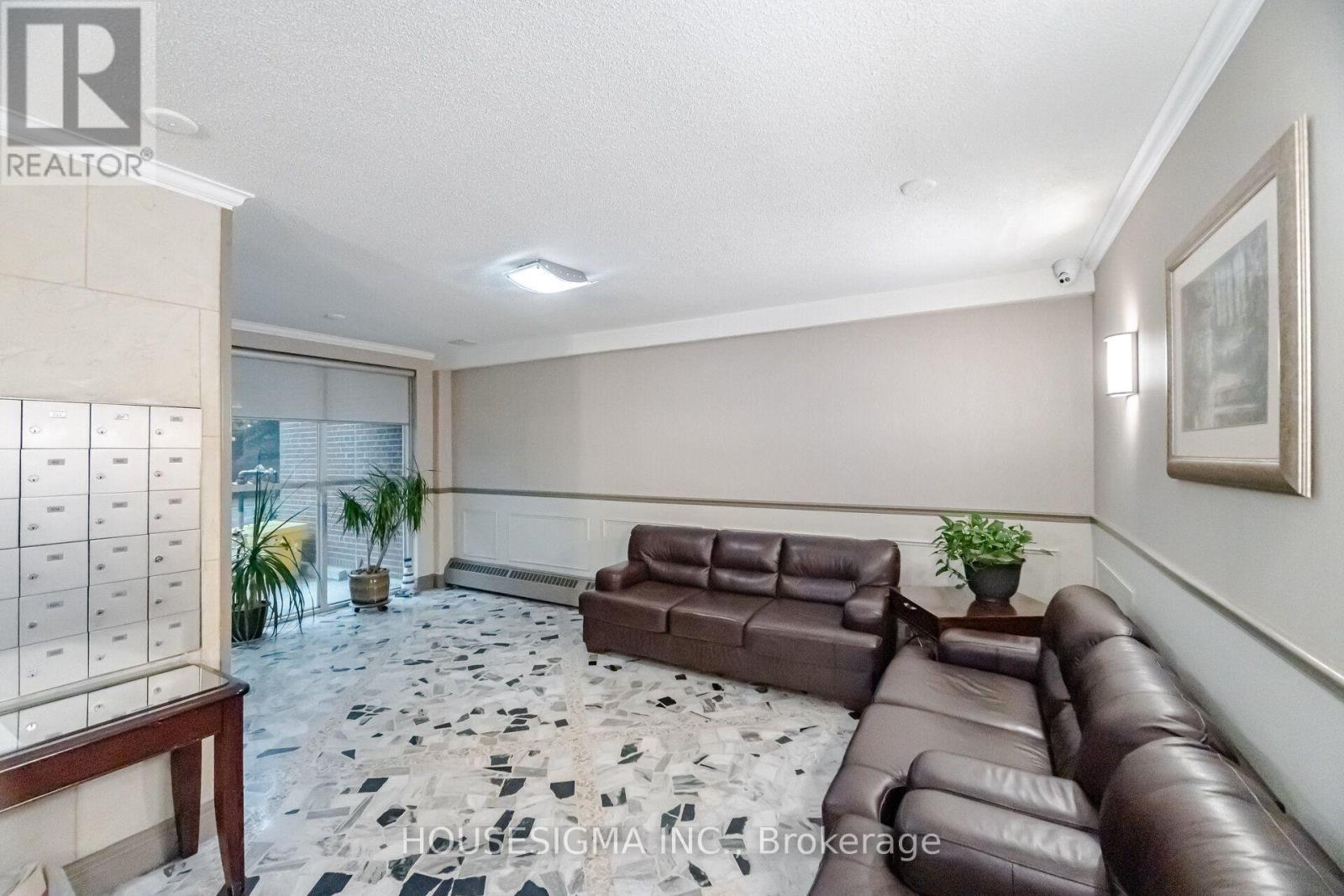 801 - 15 Elizabeth Street N, Mississauga, Ontario  L5G 2Z3 - Photo 7 - W13761012