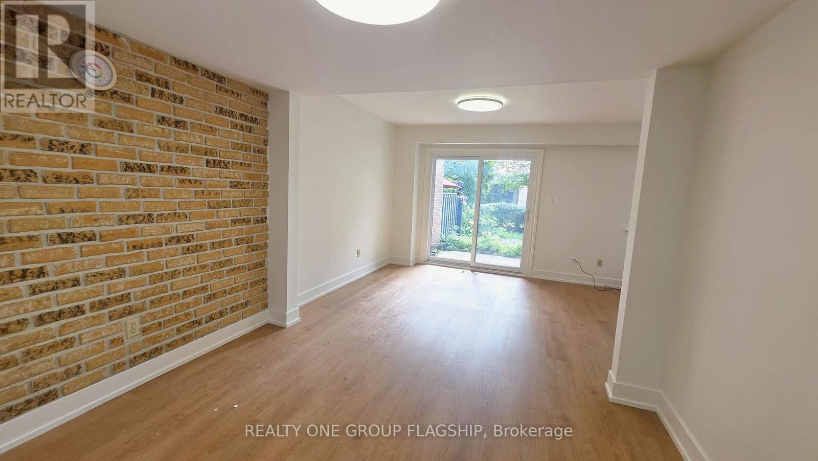 20 - 20 Mineola Road E, Mississauga, Ontario  L5G 4N9 - Photo 6 - W13761034