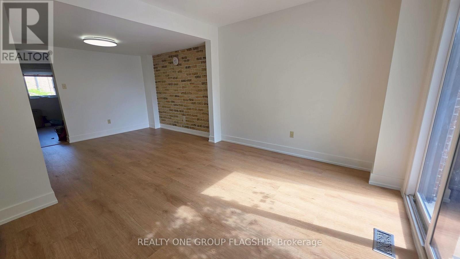 20 - 20 Mineola Road E, Mississauga, Ontario  L5G 4N9 - Photo 7 - W13761034
