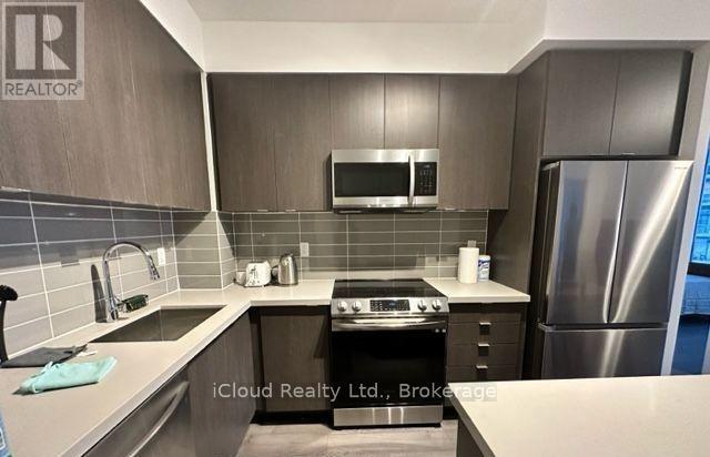 1105 - 4655 Metcalfe Avenue, Mississauga, Ontario  L5M 0Z7 - Photo 2 - W13761036