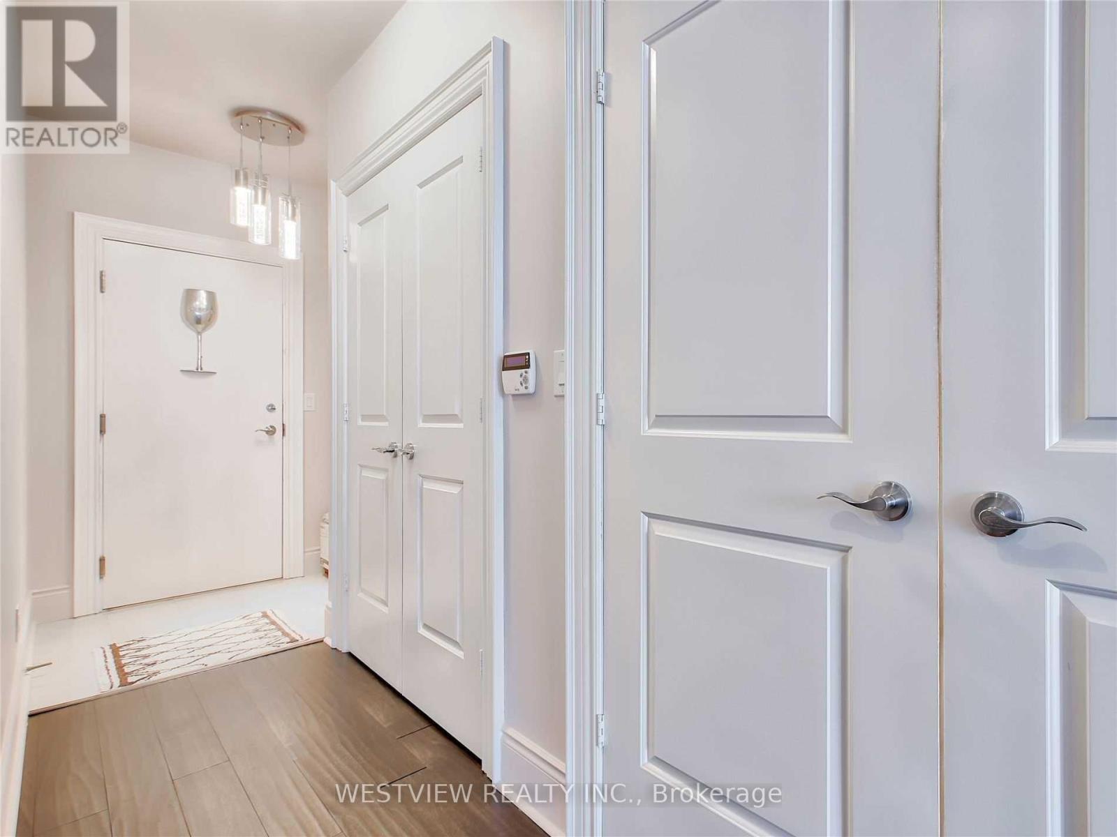 Uph-03 - 16 Brookers Lane, Toronto, Ontario  M8V 0A5 - Photo 2 - W13761050