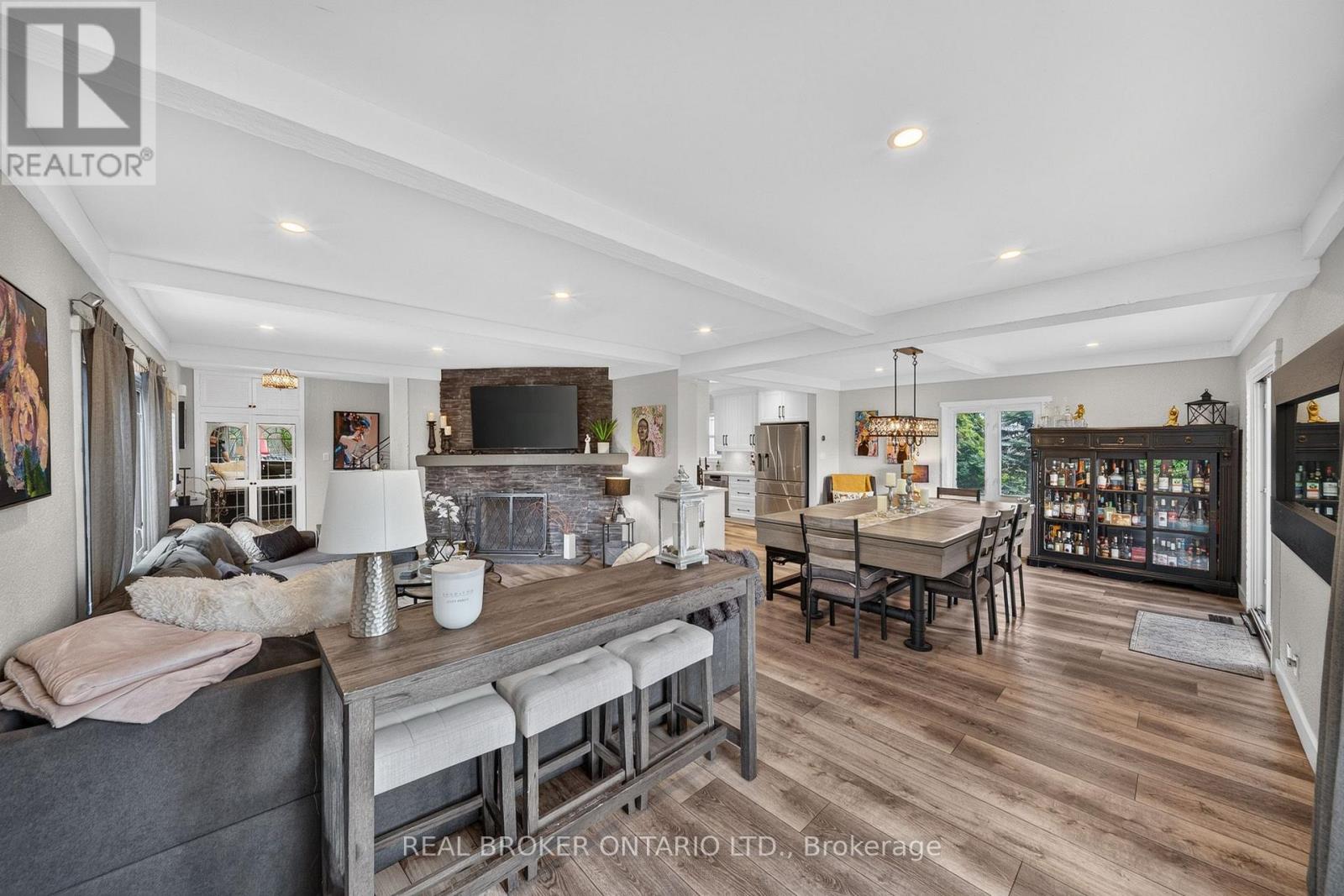 413 Indian Road, Burlington, Ontario  L7T 3T4 - Photo 8 - W13761140