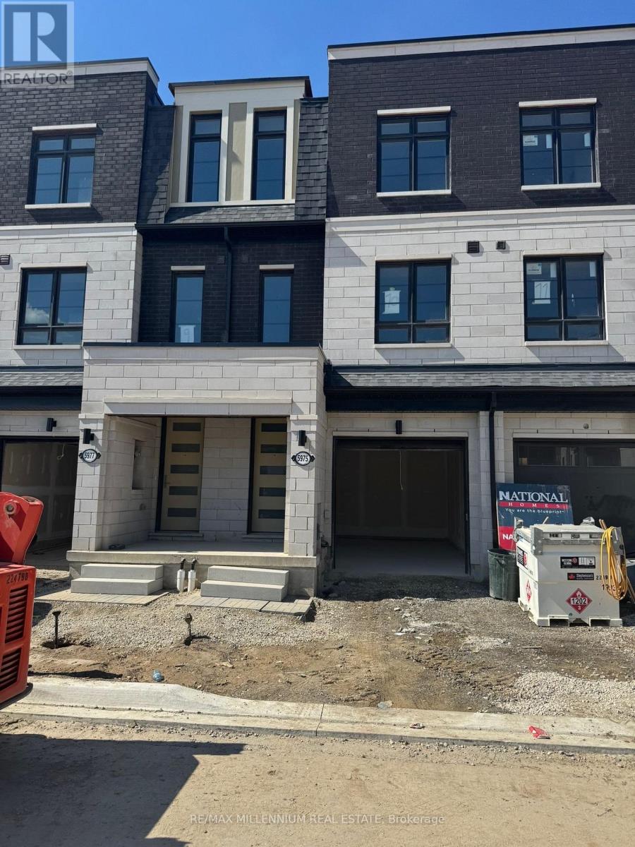 5975 SAIGON STREET, Mississauga, Ontario