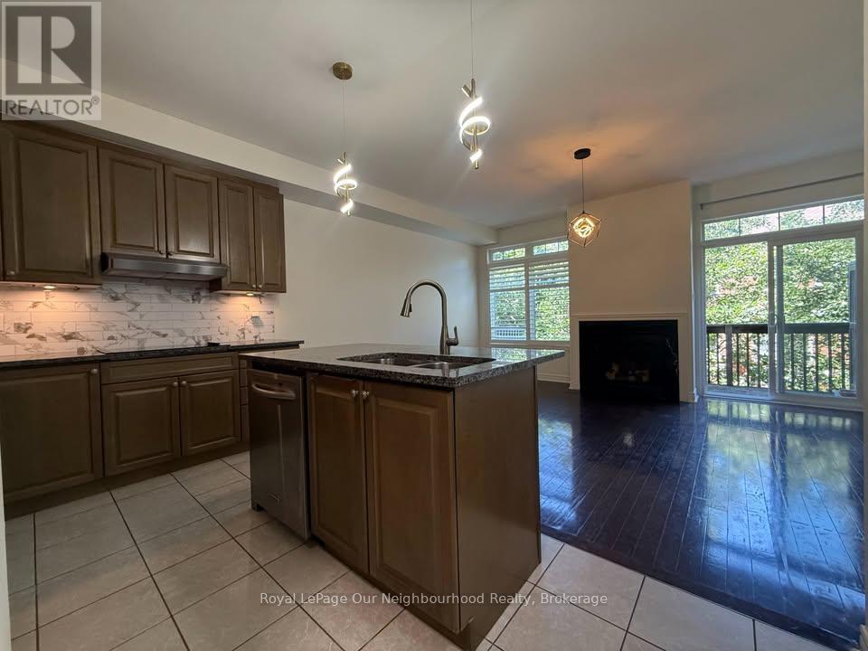 4 - 5710 Long Valley Road, Mississauga, Ontario  L5M 0M1 - Photo 3 - W13732380