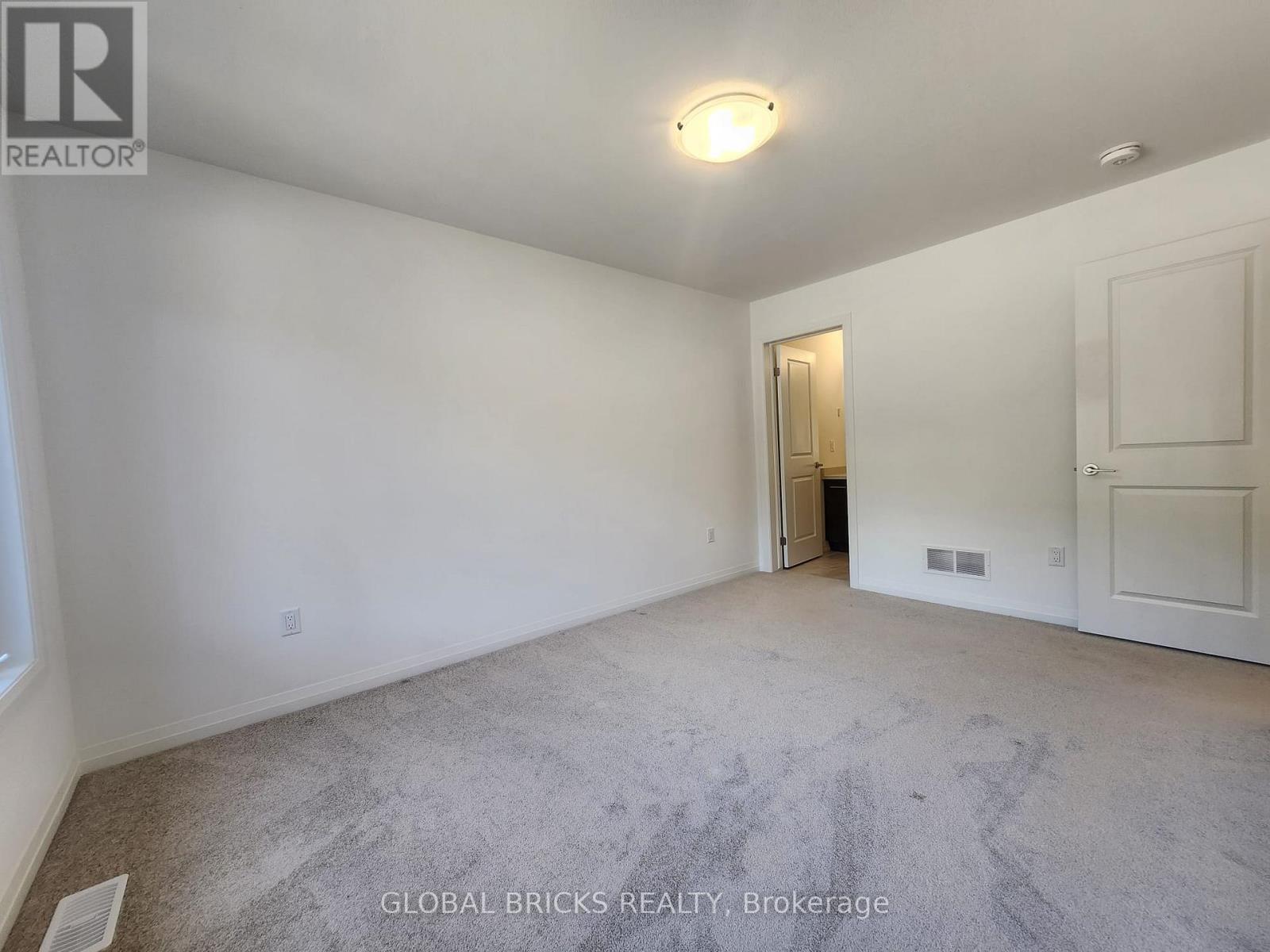 96 Willson Drive, Thorold, Ontario  L2V 0M4 - Photo 12 - X13760886