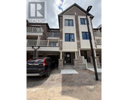 32 CANYON HILL DRIVE, Kitchener, Ontario
