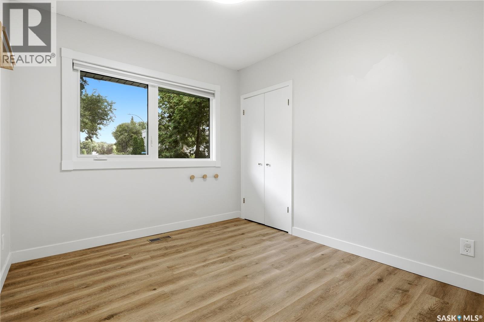 3284 Robinson Street, Regina, Saskatchewan  S4S 1V7 - Photo 24 - SK047936