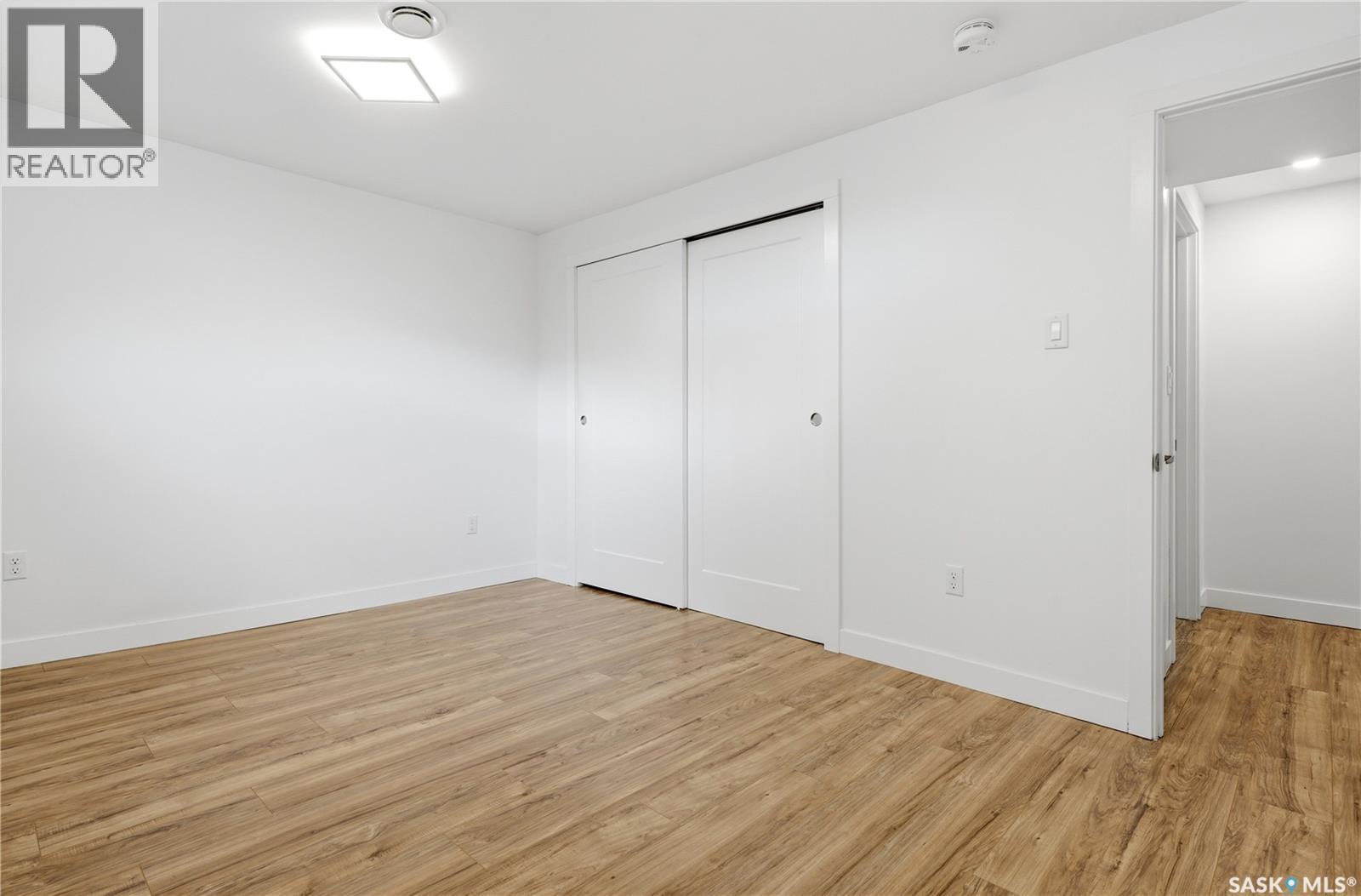 3284 Robinson Street, Regina, Saskatchewan  S4S 1V7 - Photo 32 - SK047936