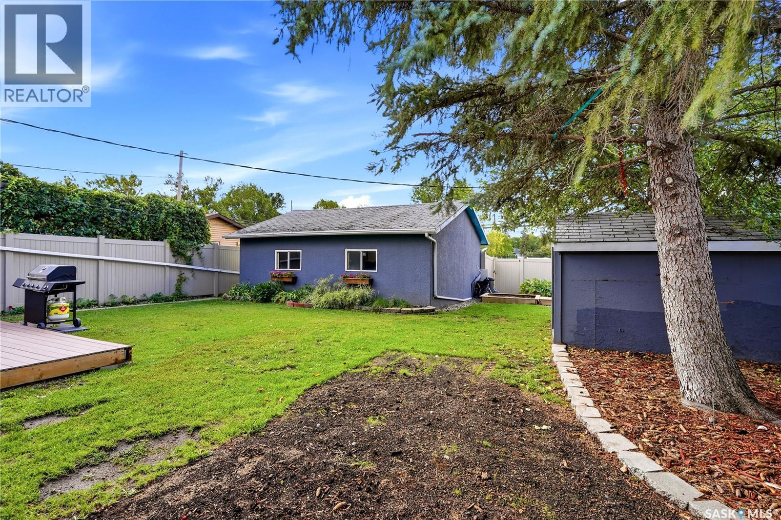 3284 Robinson Street, Regina, Saskatchewan  S4S 1V7 - Photo 38 - SK047936