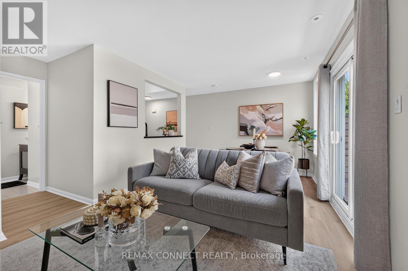 7b Crawford Street, Toronto, Ontario  M6K 3M3 - Photo 8 - C13759968