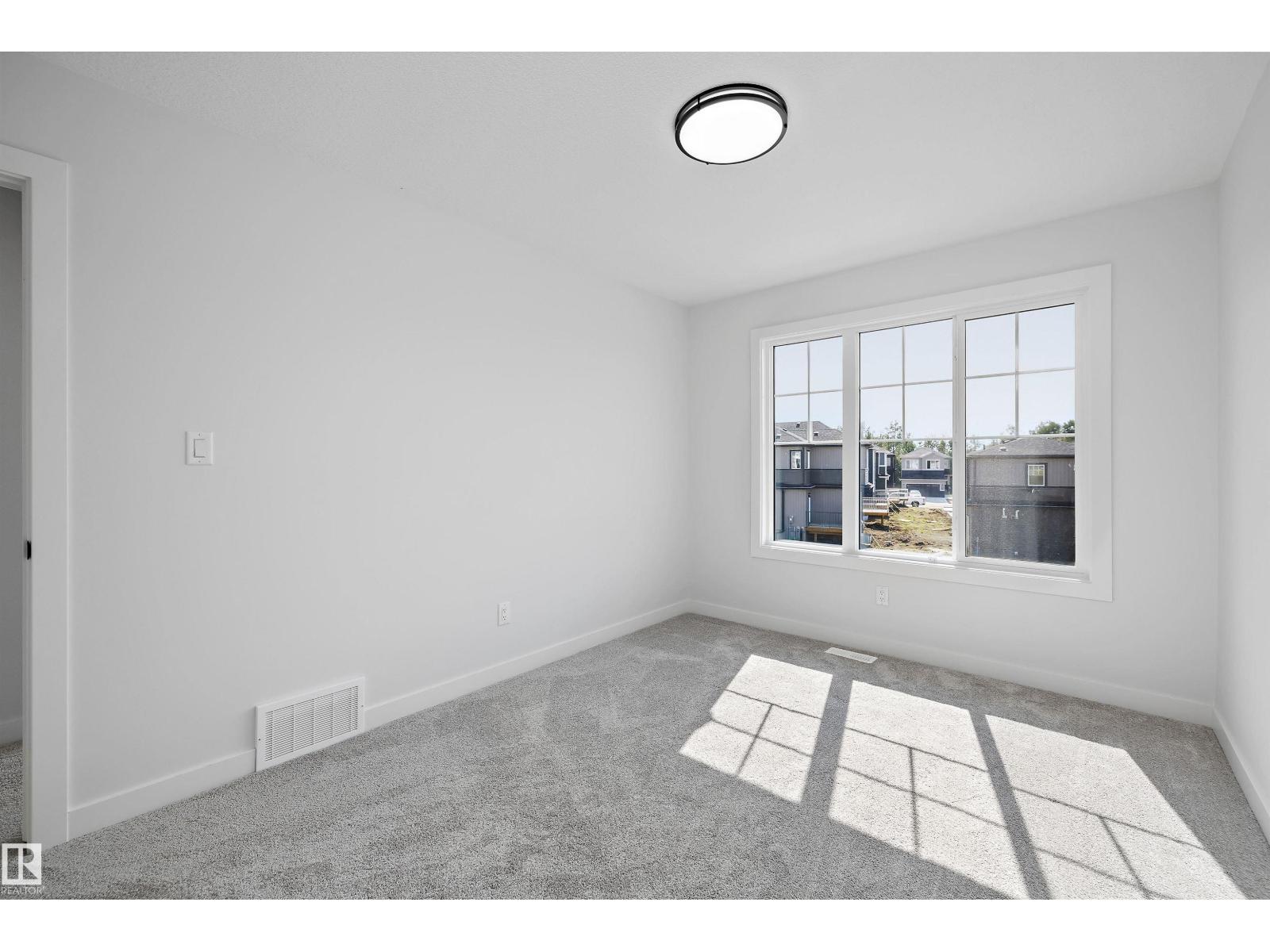 Unknown Address, ,    - Photo 29 - E4507707