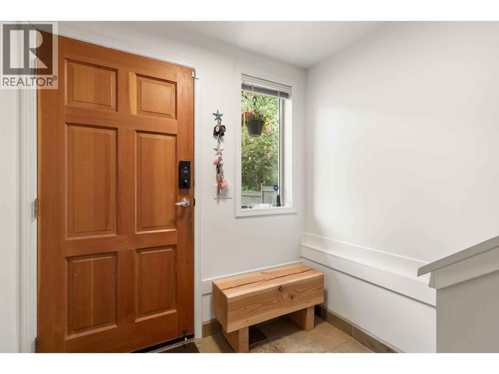 6 1158 Carmel Place, Squamish, British Columbia  V0N 1H0 - Photo 6 - R3162836