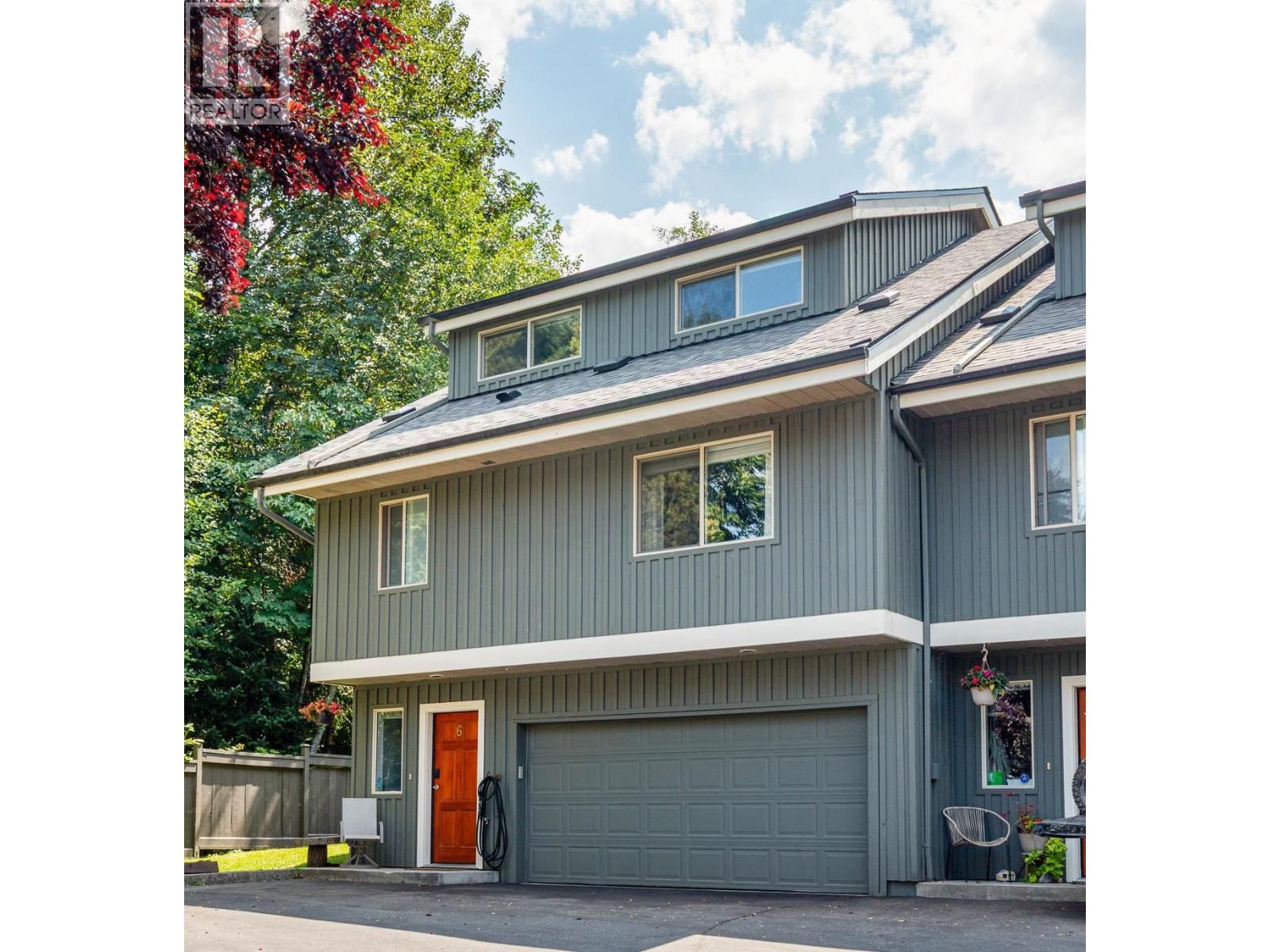 6 1158 Carmel Place, Squamish, British Columbia  V0N 1H0 - Photo 1 - R3162836
