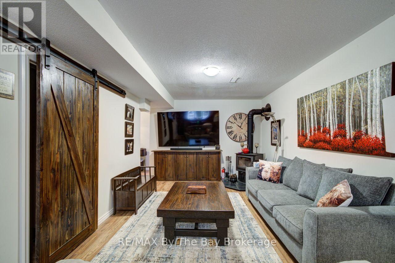 9 Cranberry Heights, Wasaga Beach, Ontario  L9Z 1M9 - Photo 27 - S13760446