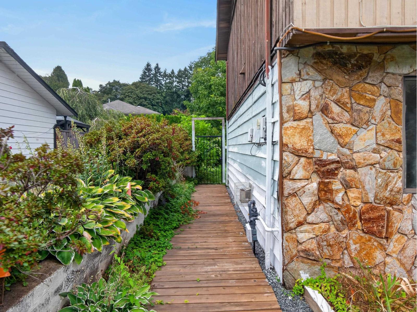 34757 Moffat Avenue, Mission, British Columbia V2V 6R6 - Photo 38 - R3162959