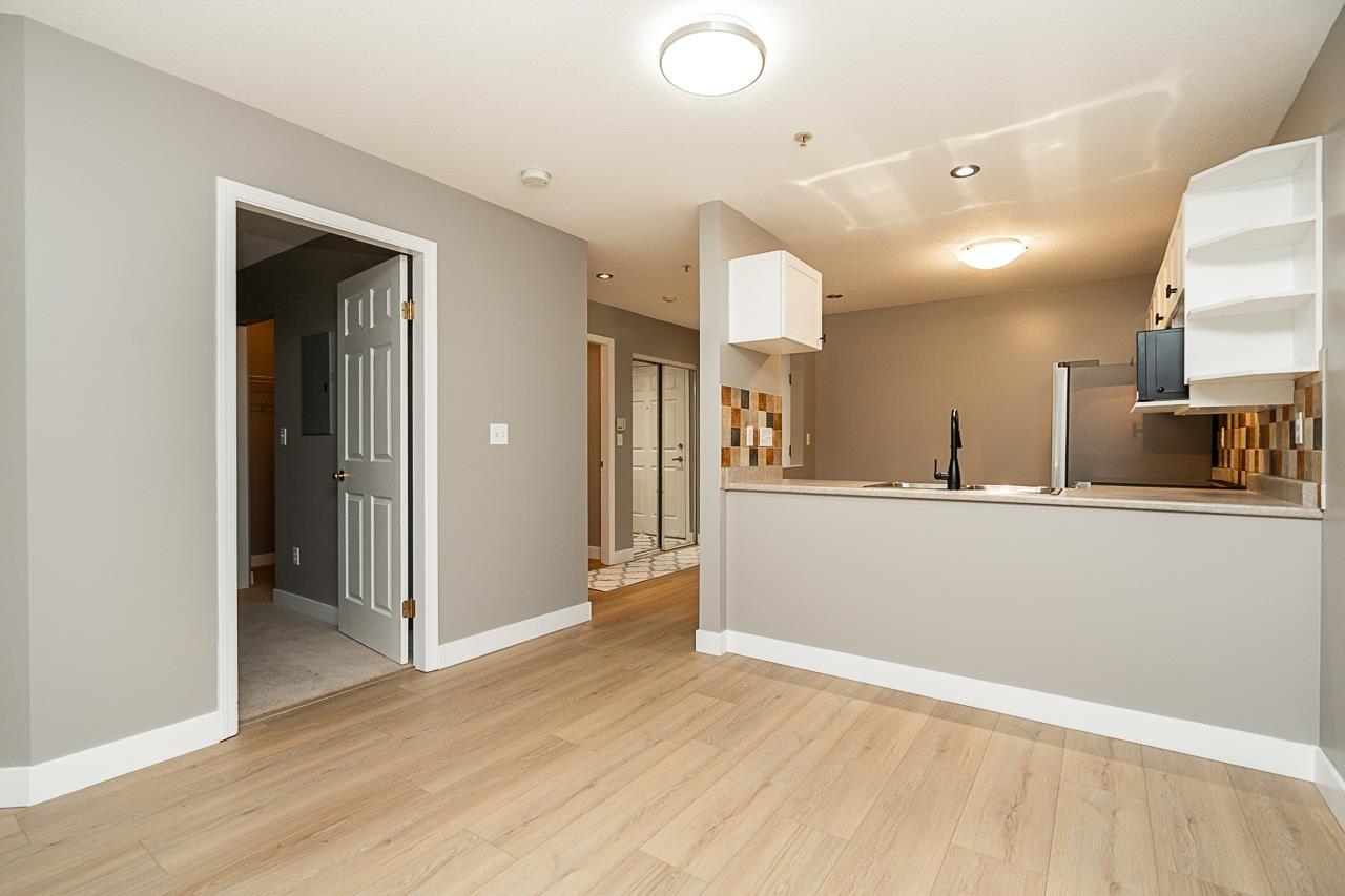 211 8068 120a Avenue, Surrey, British Columbia  V3W 3P3 - Photo 16 - R3162897