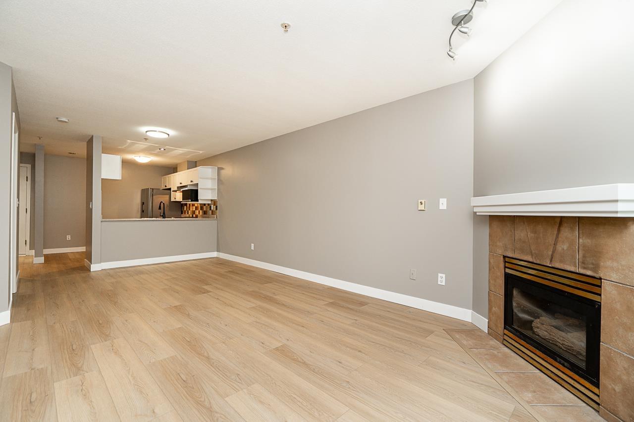 211 8068 120a Avenue, Surrey, British Columbia  V3W 3P3 - Photo 15 - R3162897