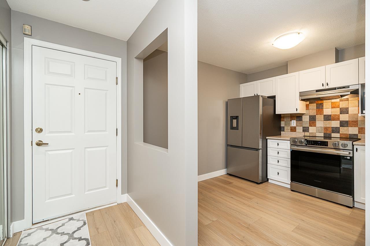 211 8068 120a Avenue, Surrey, British Columbia  V3W 3P3 - Photo 7 - R3162897