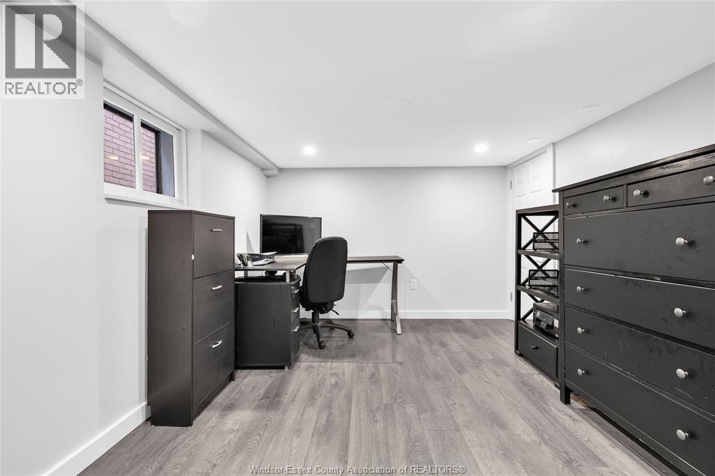 1365 George, Windsor, Ontario  N8Y 2X8 - Photo 23 - 26022034
