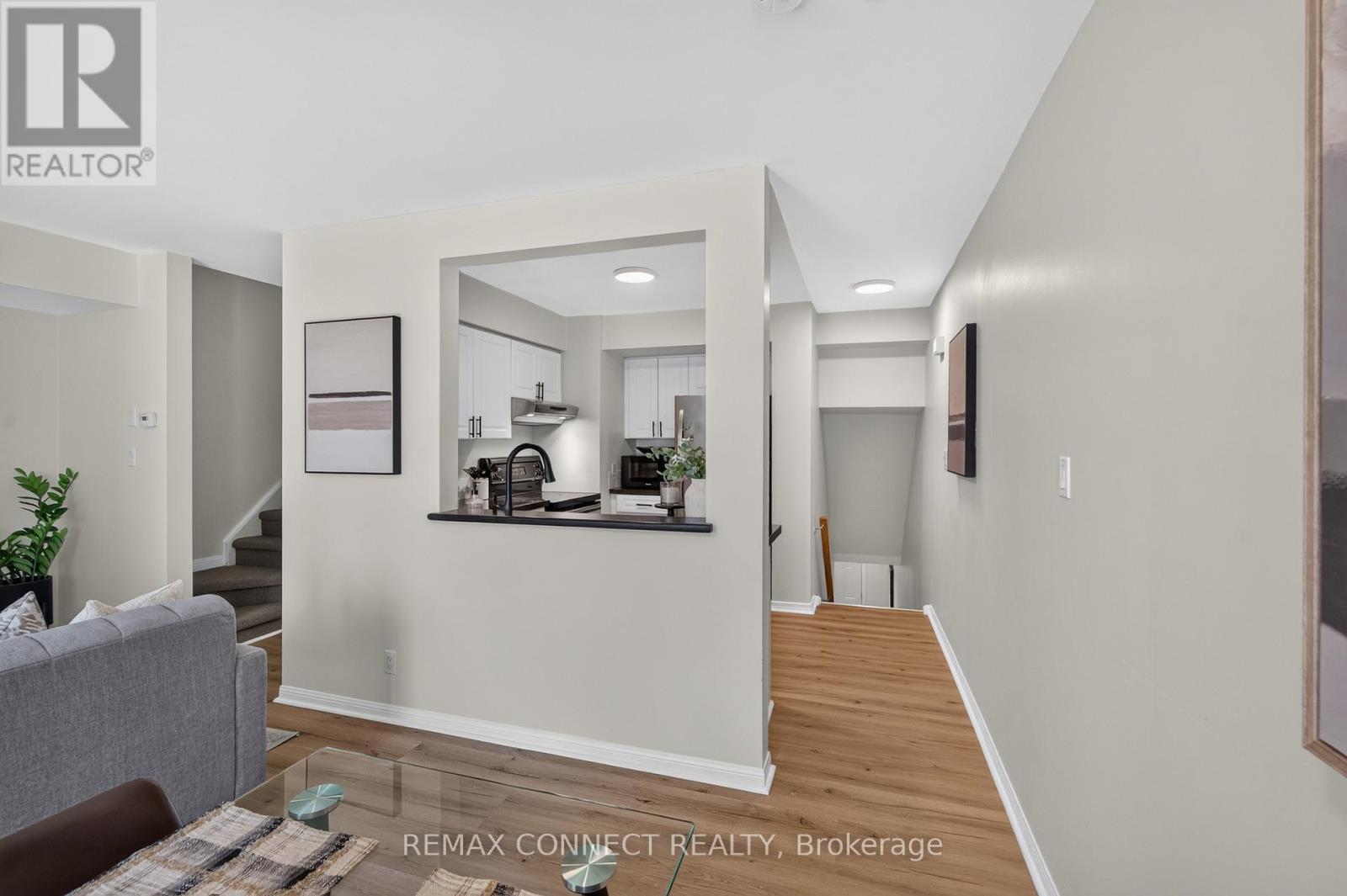 7b Crawford Street, Toronto, Ontario  M6K 3M3 - Photo 10 - C13759968
