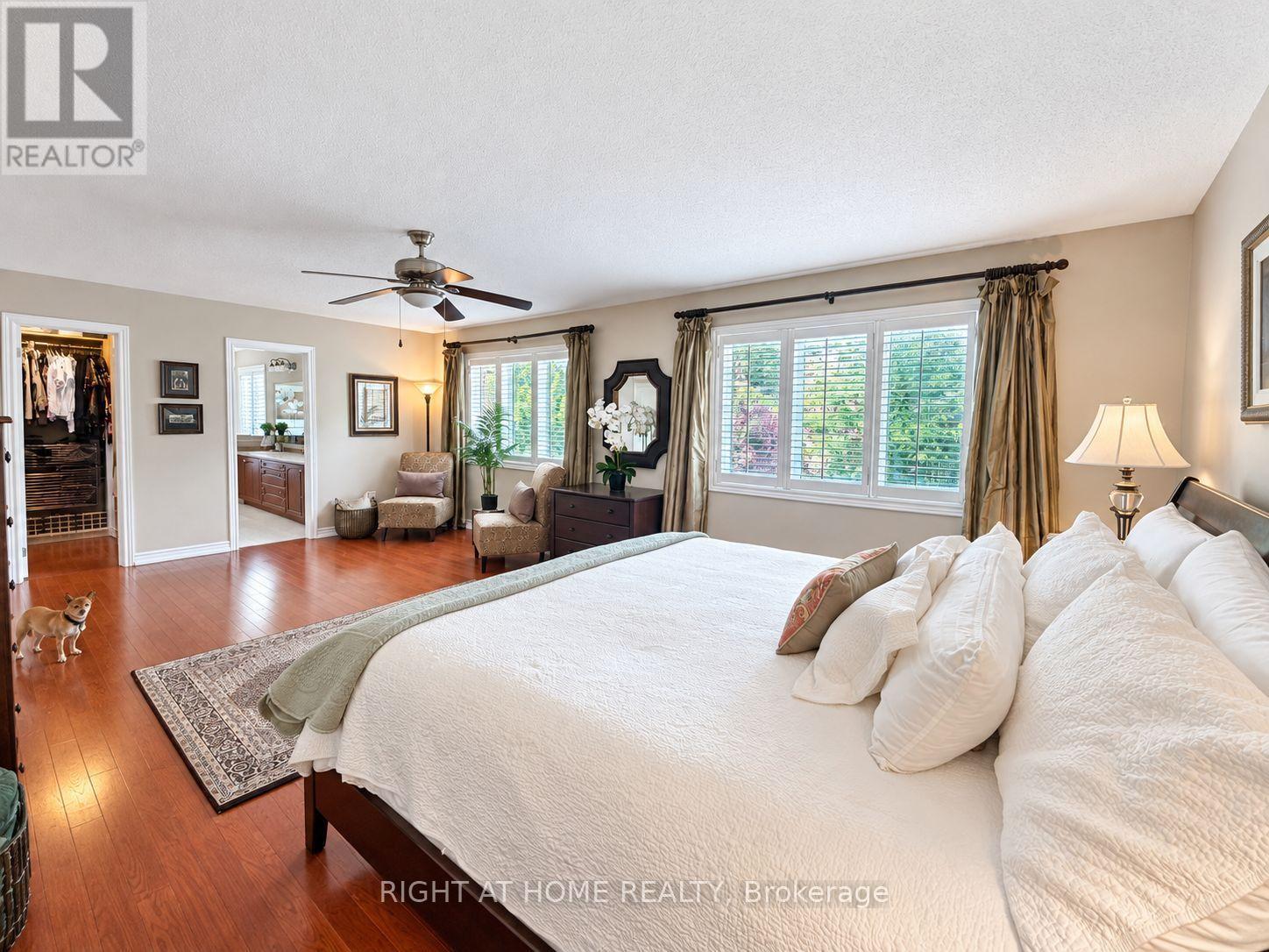 32 Lake Forest Drive, Richmond Hill, Ontario  L4E 0B2 - Photo 21 - N13644848