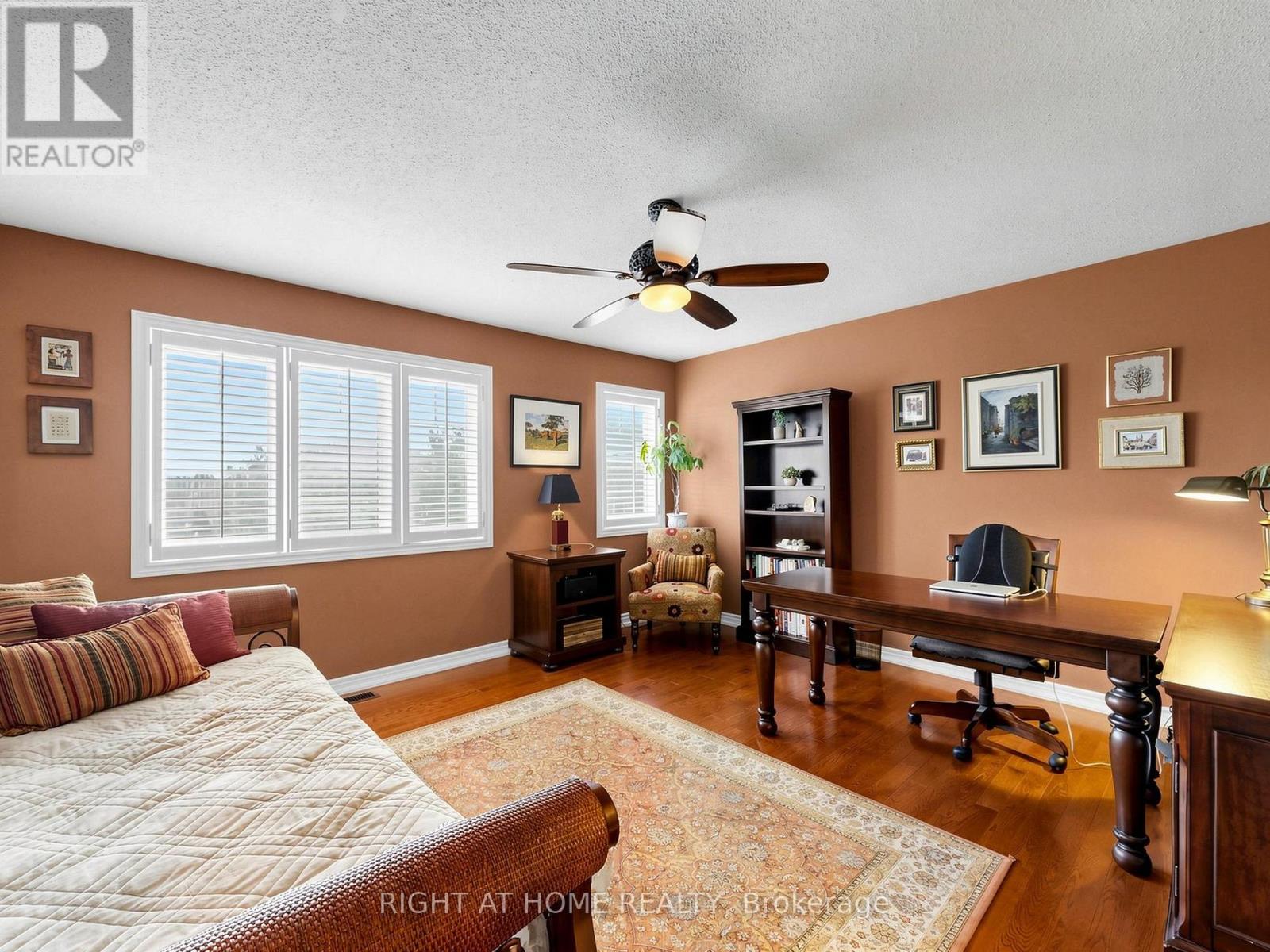 32 Lake Forest Drive, Richmond Hill, Ontario  L4E 0B2 - Photo 25 - N13644848