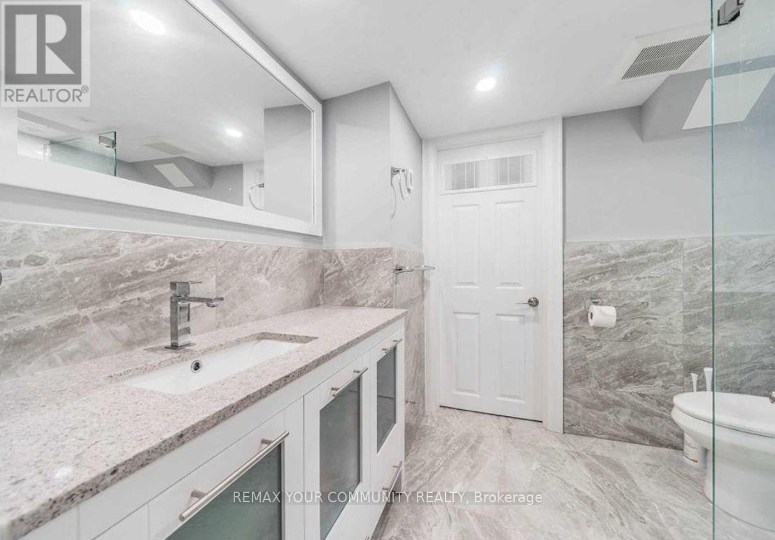 Lower - 24 Sombrero Court, Toronto, Ontario  M9L 2M6 - Photo 18 - W13760232